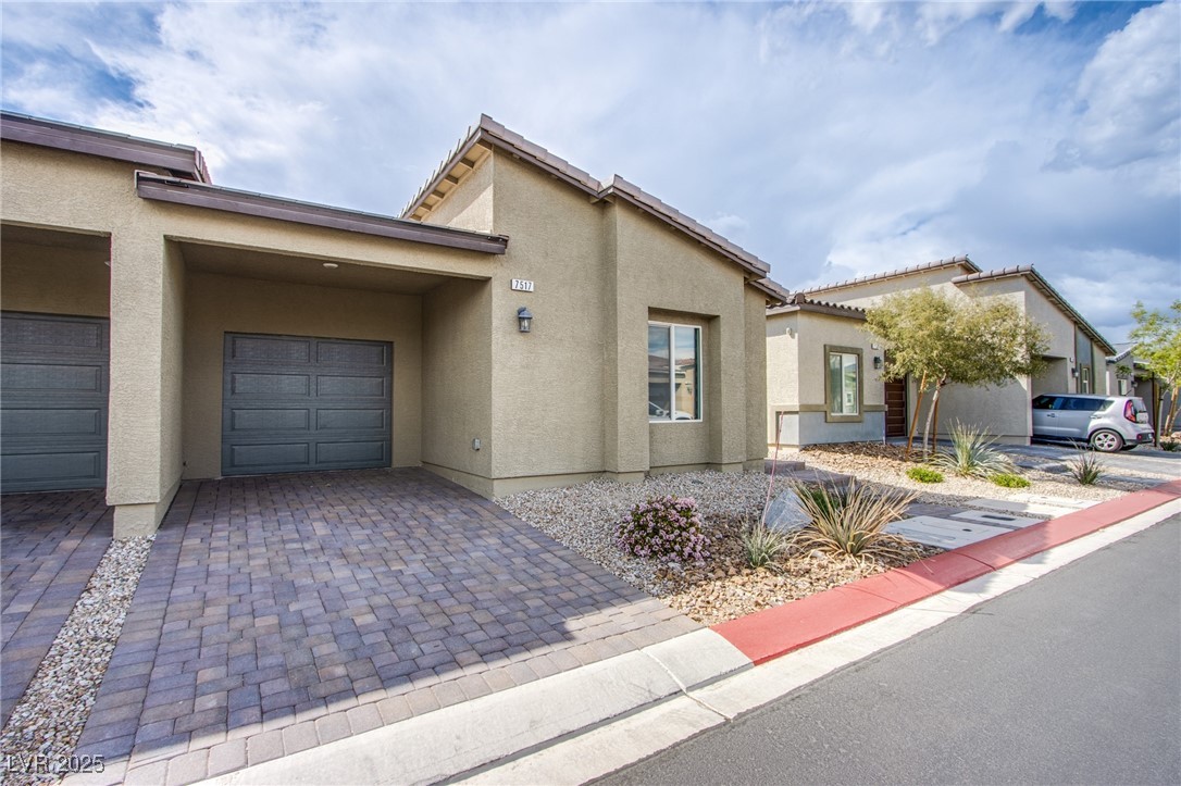 7517 Crested Moon Street, North Las Vegas, Nevada image 3