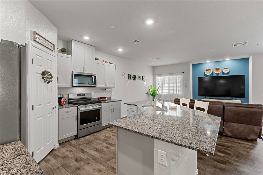 4650 Ridgeley Avenue #103, North Las Vegas, Nevada image 2