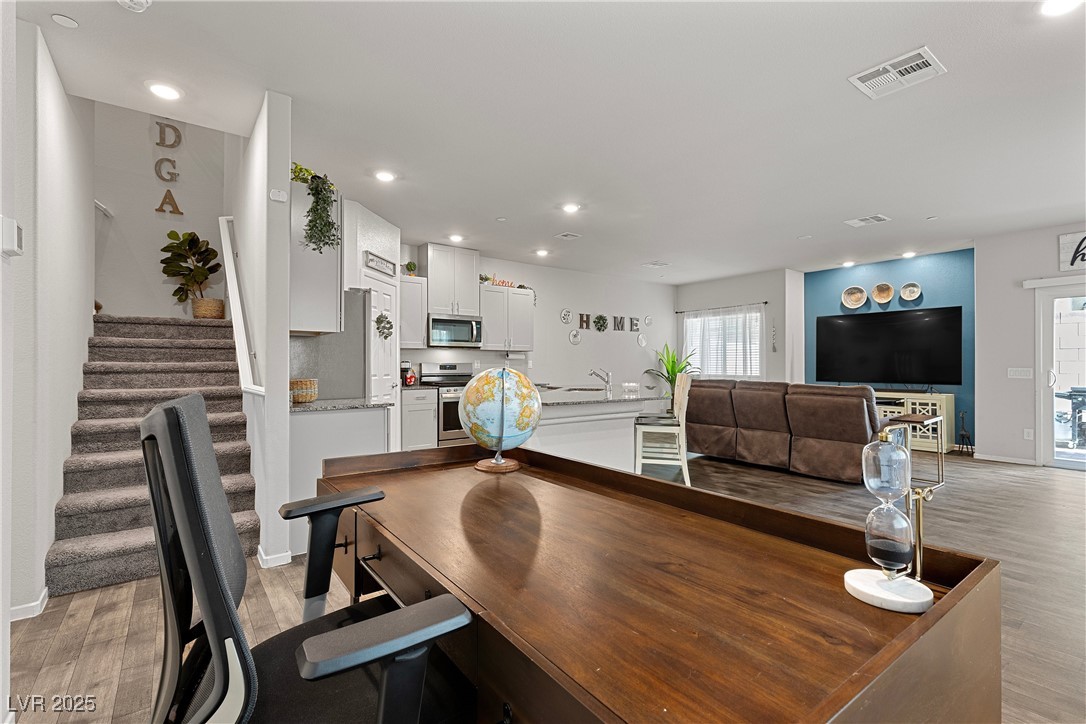 4650 Ridgeley Avenue #103, North Las Vegas, Nevada image 9