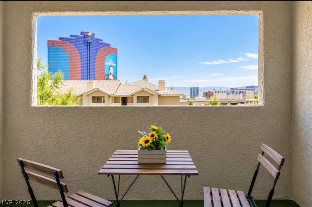 4200 S Valley View Boulevard 3053