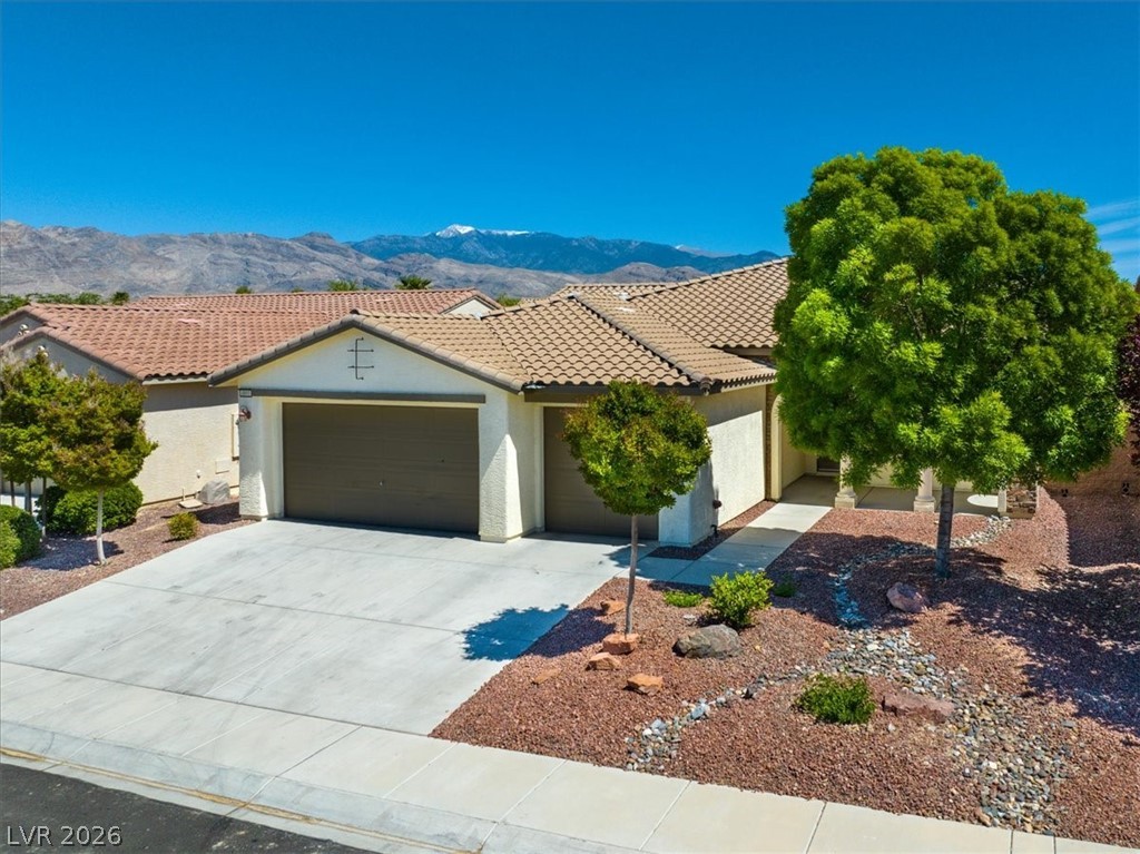 4891 S Palazzo Place