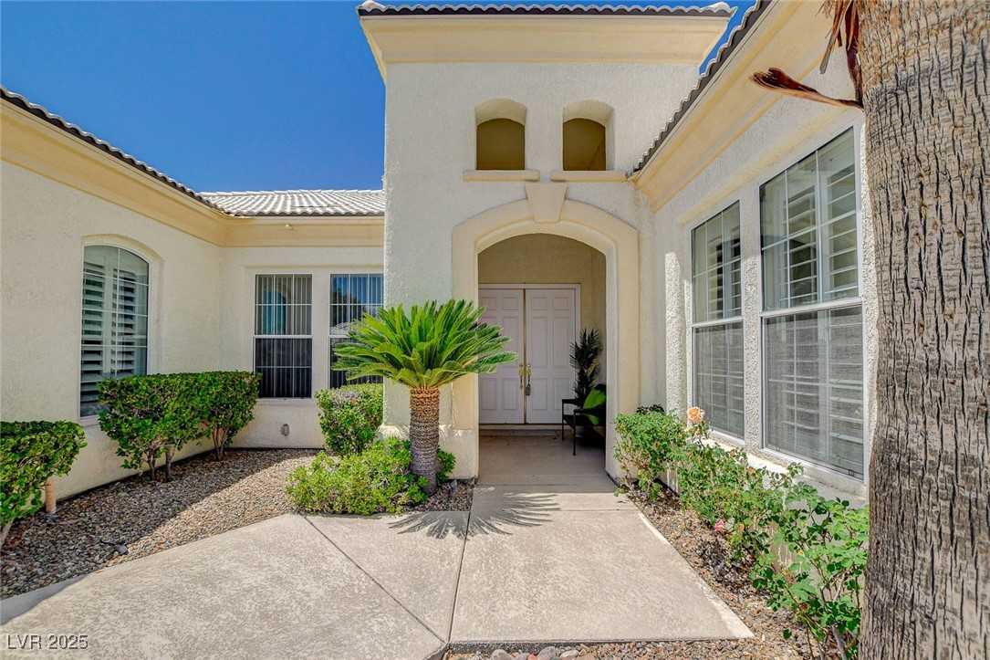 Properties 2 4845 Santo Romeo Street