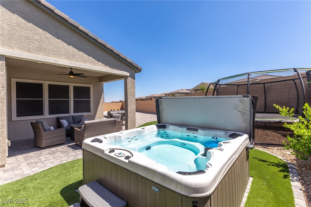8929 Cassia Winds Street, Las Vegas, Nevada image 40