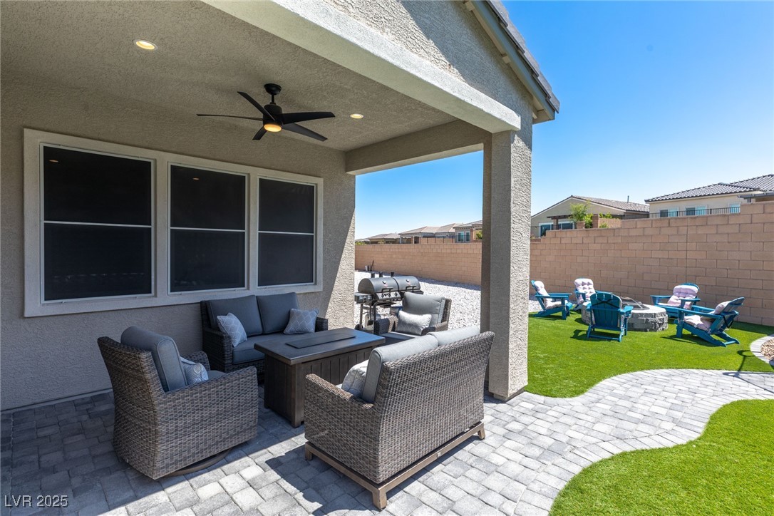 8929 Cassia Winds Street, Las Vegas, Nevada image 44