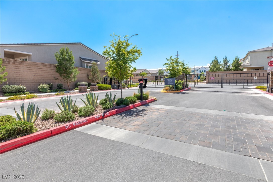 8929 Cassia Winds Street, Las Vegas, Nevada image 46