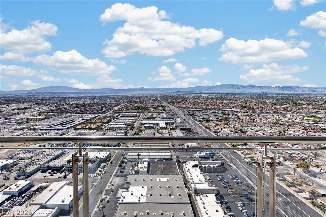 4381 W Flamingo Road 3905
