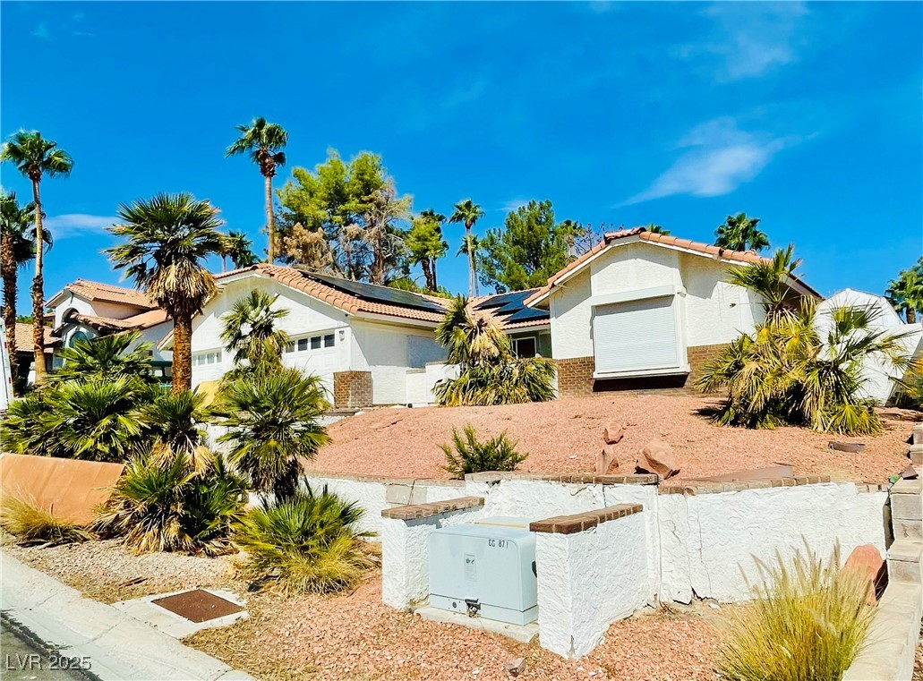 Las Vegas, Nevada 89120, United States, 4 Bedrooms Bedrooms, ,2 BathroomsBathrooms,Residential,Pending,217304