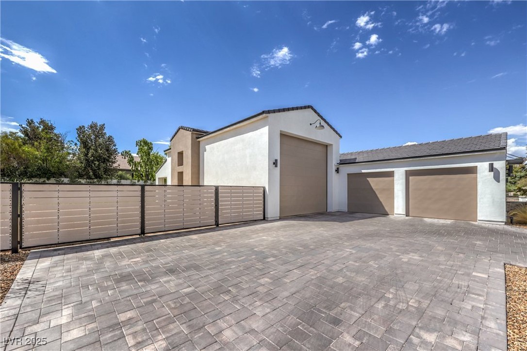 Properties 1 3731 Caesars Circle