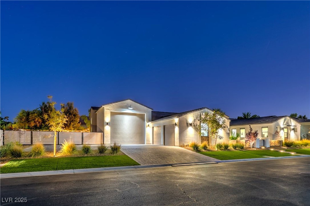 3731 Caesars Circle