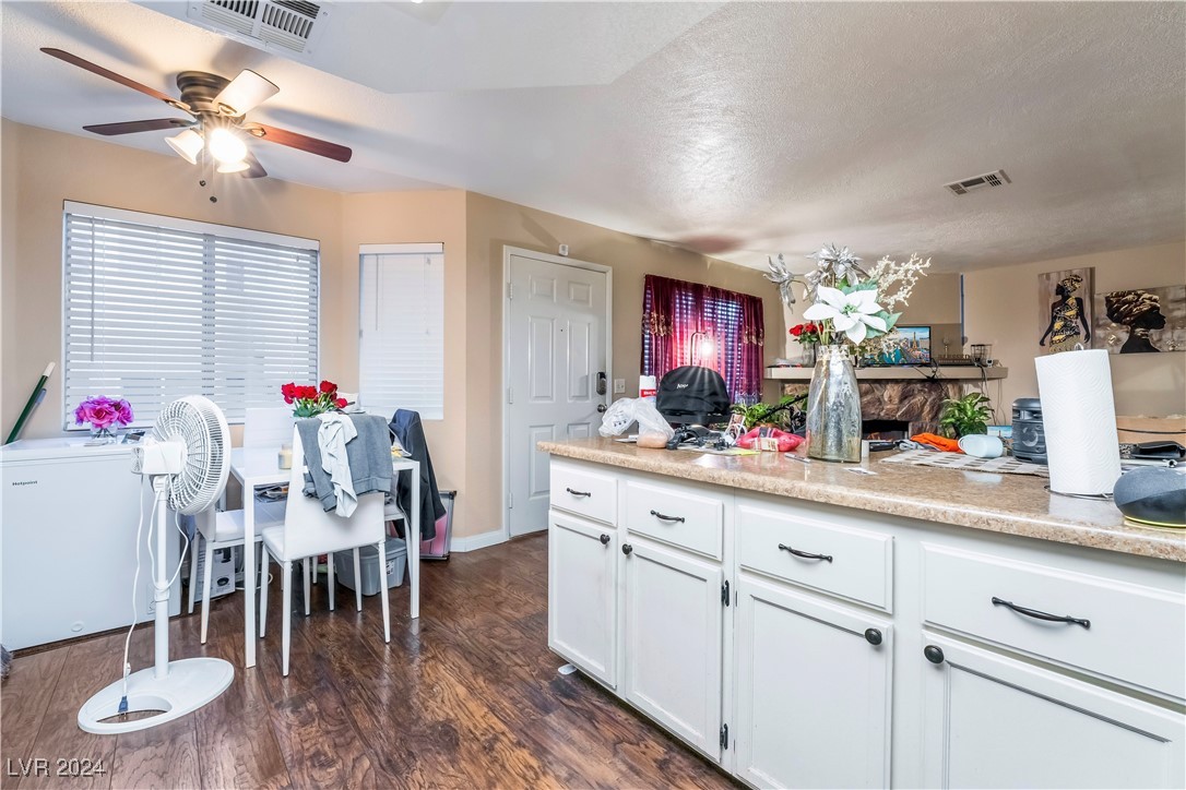 904 Boulder Springs Drive #102, Las Vegas, Nevada image 5