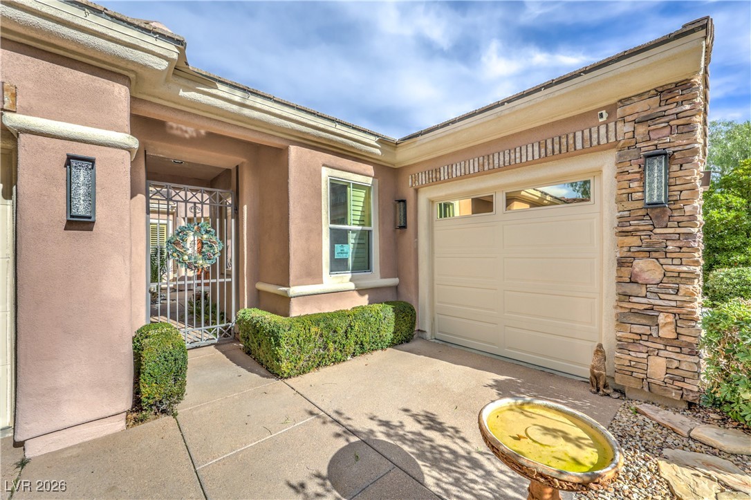 Properties 1 11468 SNOW CREEK Avenue