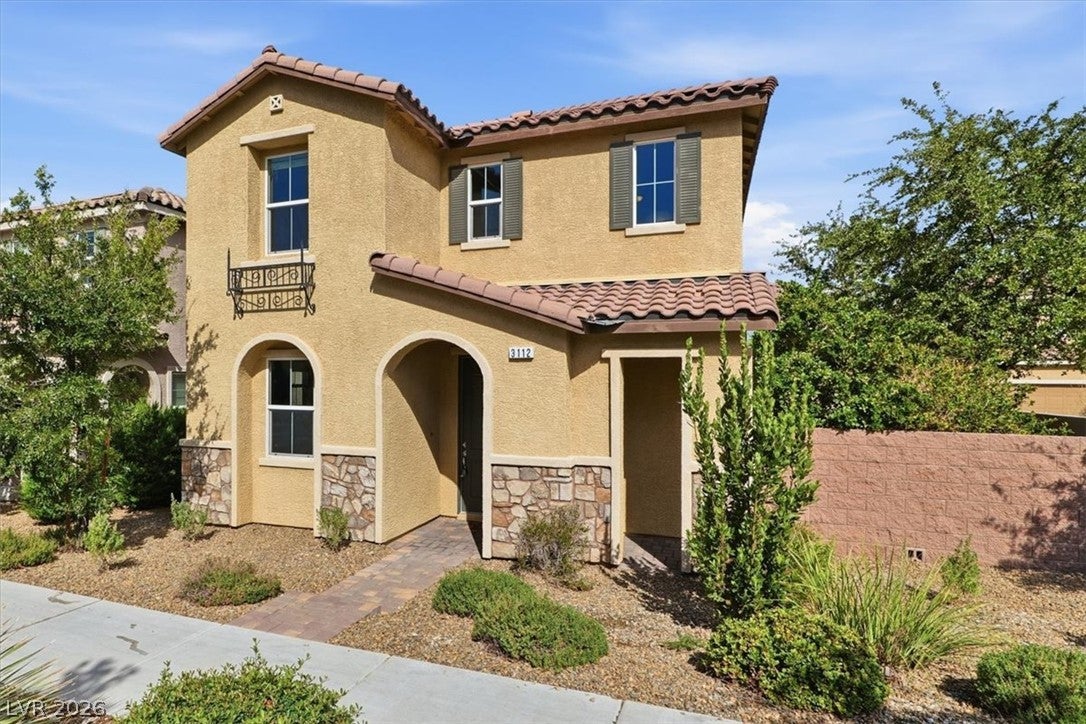 Properties 3 3112 Biccari Avenue