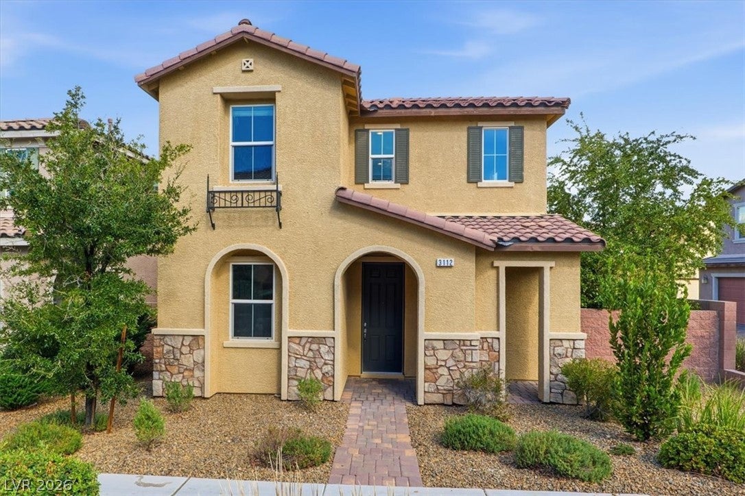 Properties 2 3112 Biccari Avenue