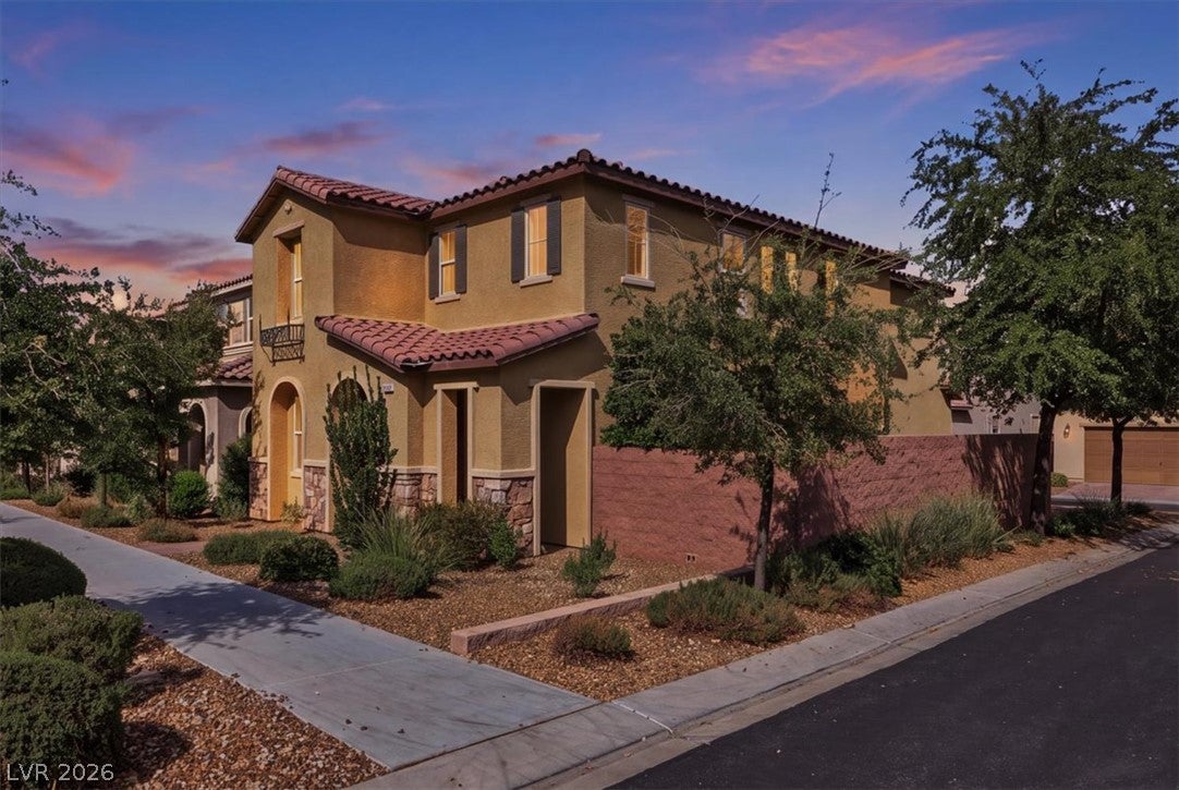 Properties 1 3112 Biccari Avenue