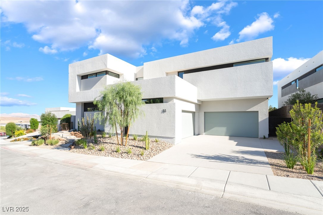 33 Falling Ridge Lane