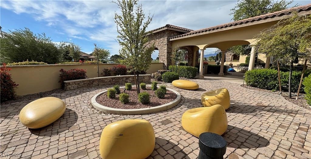 4780 Lorenzo Way