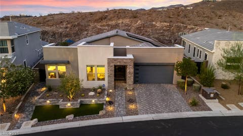 Photo of 1948 Regal Bluff Drive, Henderson, NV 89052 (MLS # 2809673)