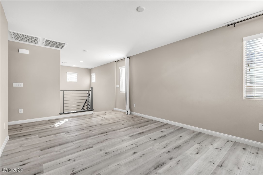 Las Vegas, Nevada 89141, United States, 3 Bedrooms Bedrooms, ,3 BathroomsBathrooms,Residential,Pending,107947