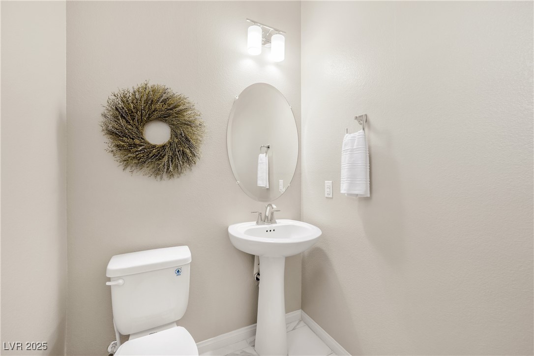 Las Vegas, Nevada 89141, United States, 3 Bedrooms Bedrooms, ,3 BathroomsBathrooms,Residential,Pending,107947