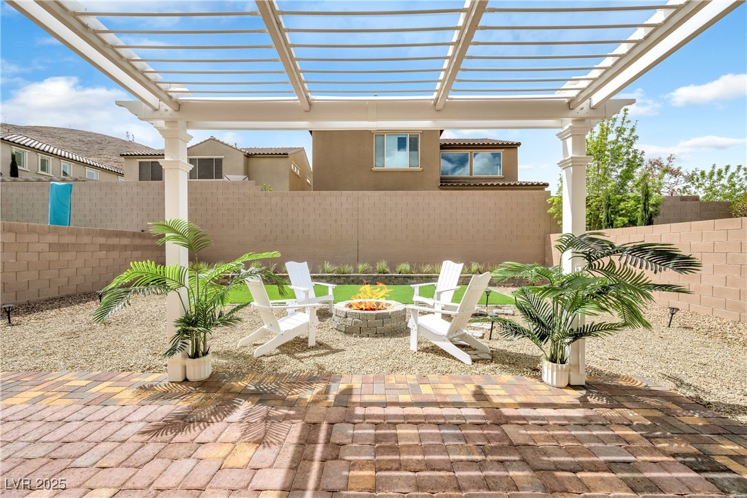 Las Vegas, Nevada 89141, United States, 3 Bedrooms Bedrooms, ,3 BathroomsBathrooms,Residential,Pending,107947