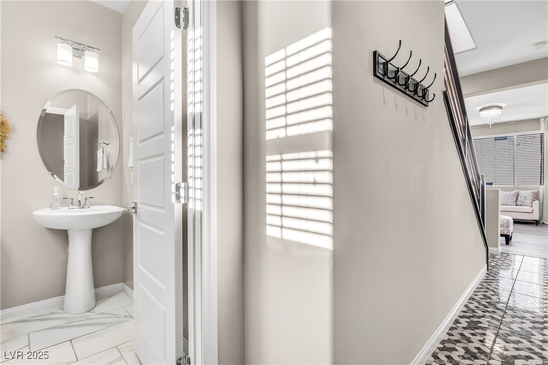 Las Vegas, Nevada 89141, United States, 3 Bedrooms Bedrooms, ,3 BathroomsBathrooms,Residential,Pending,107947