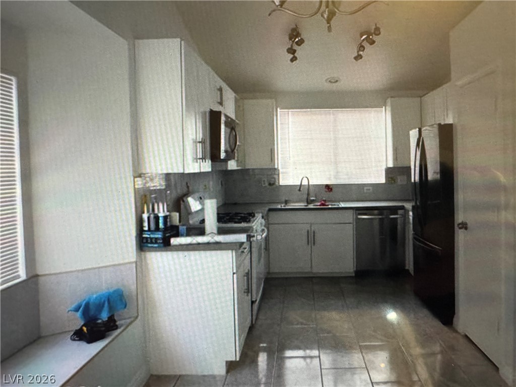 1432 Dresden Doll Street