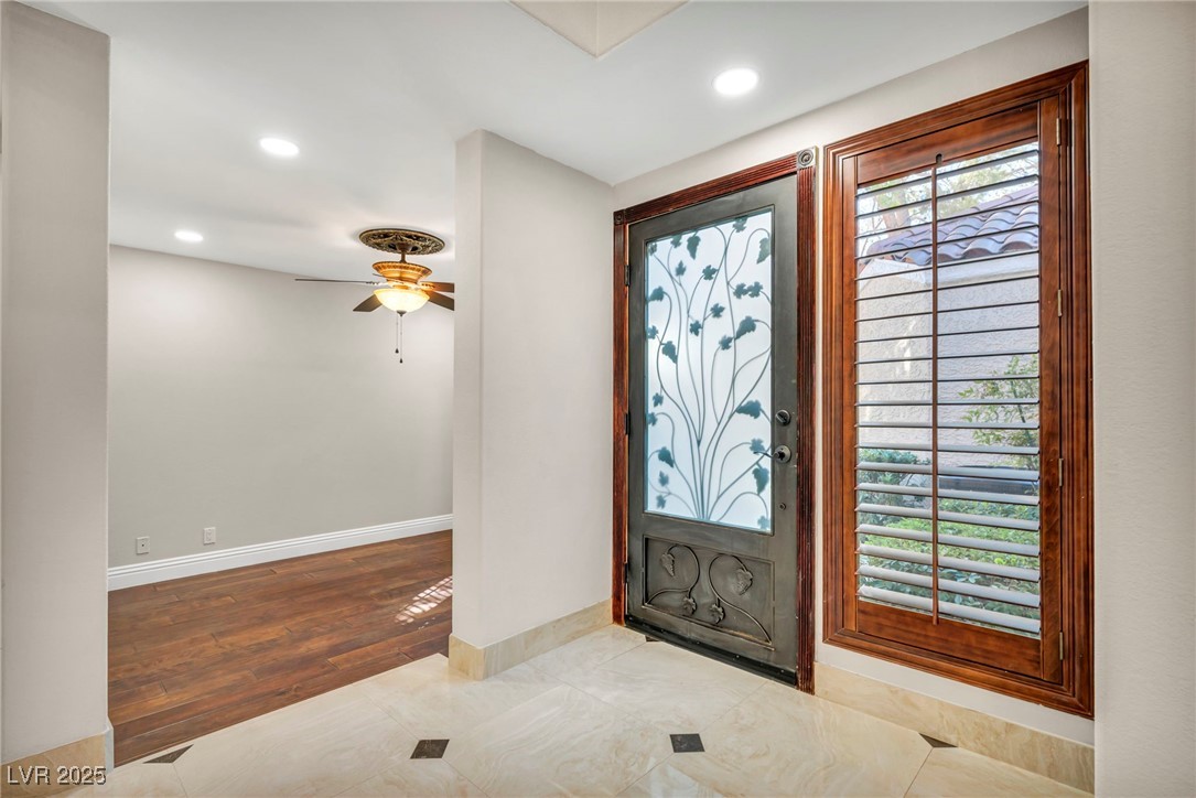 6976 Emerald Springs Lane