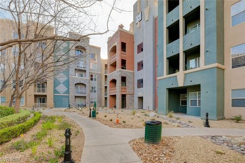 Photo of 26 E Serene Avenue #424, Las Vegas, NV 89123 (MLS # 2561530)
