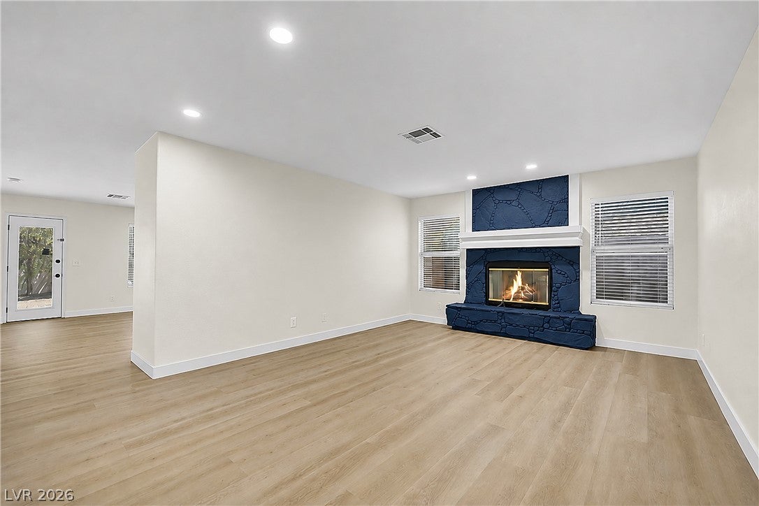 1220 Triumph Court