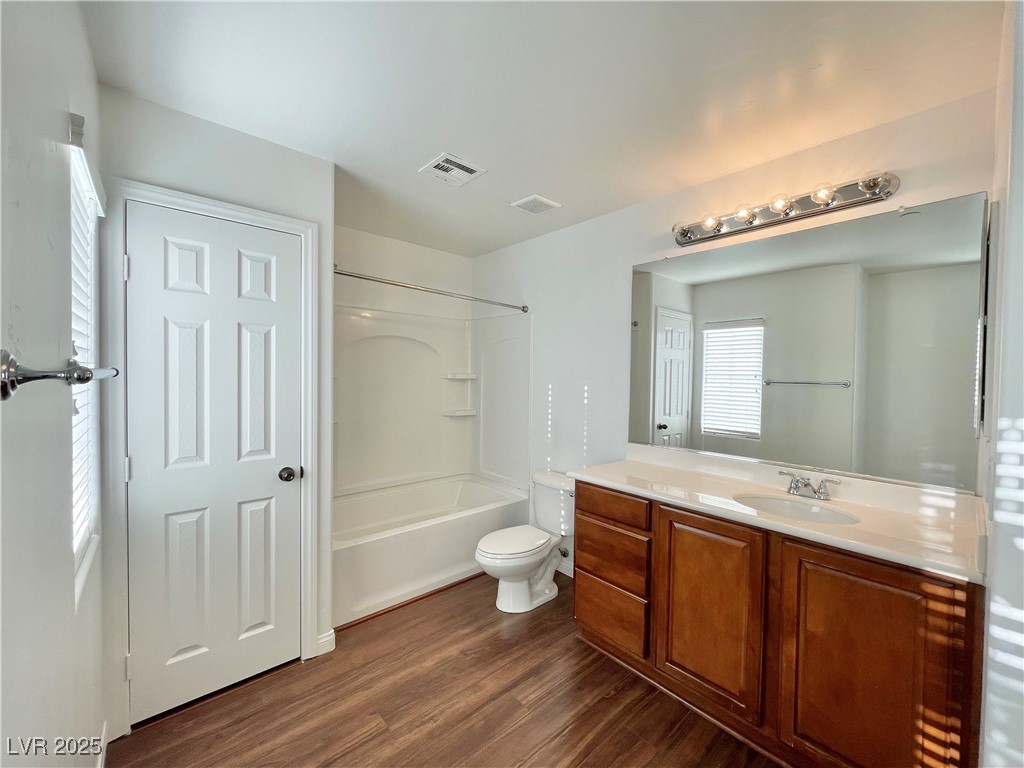 Henderson, Nevada 89044, United States, 3 Bedrooms Bedrooms, ,3 BathroomsBathrooms,Residential,Pending,87890