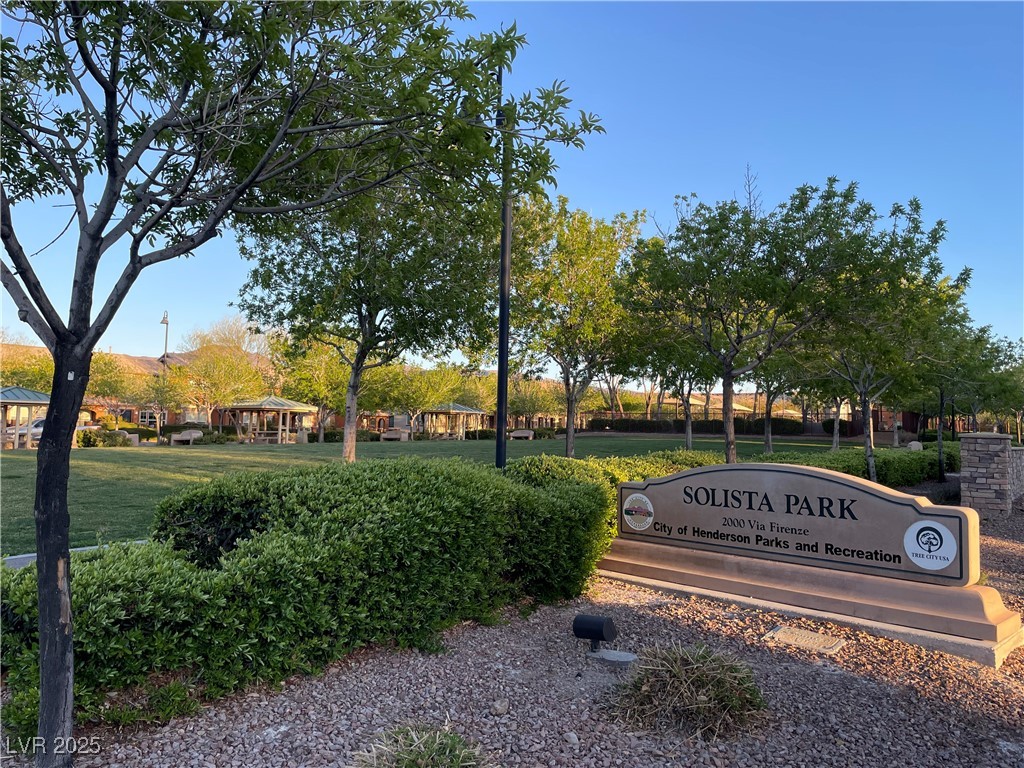 Henderson, Nevada 89044, United States, 3 Bedrooms Bedrooms, ,3 BathroomsBathrooms,Residential,Pending,87890