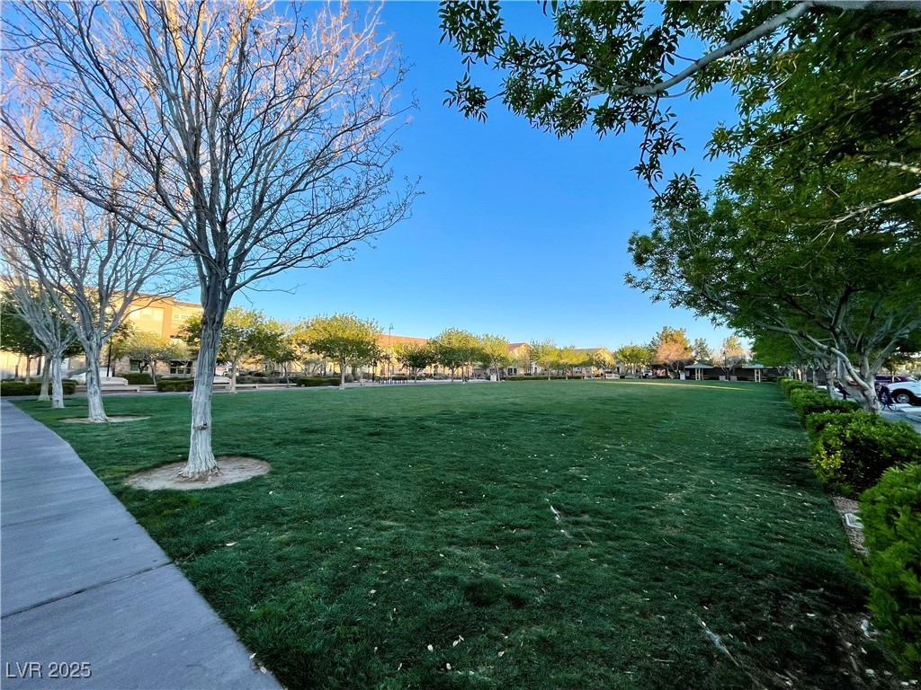 Henderson, Nevada 89044, United States, 3 Bedrooms Bedrooms, ,3 BathroomsBathrooms,Residential,Pending,87890