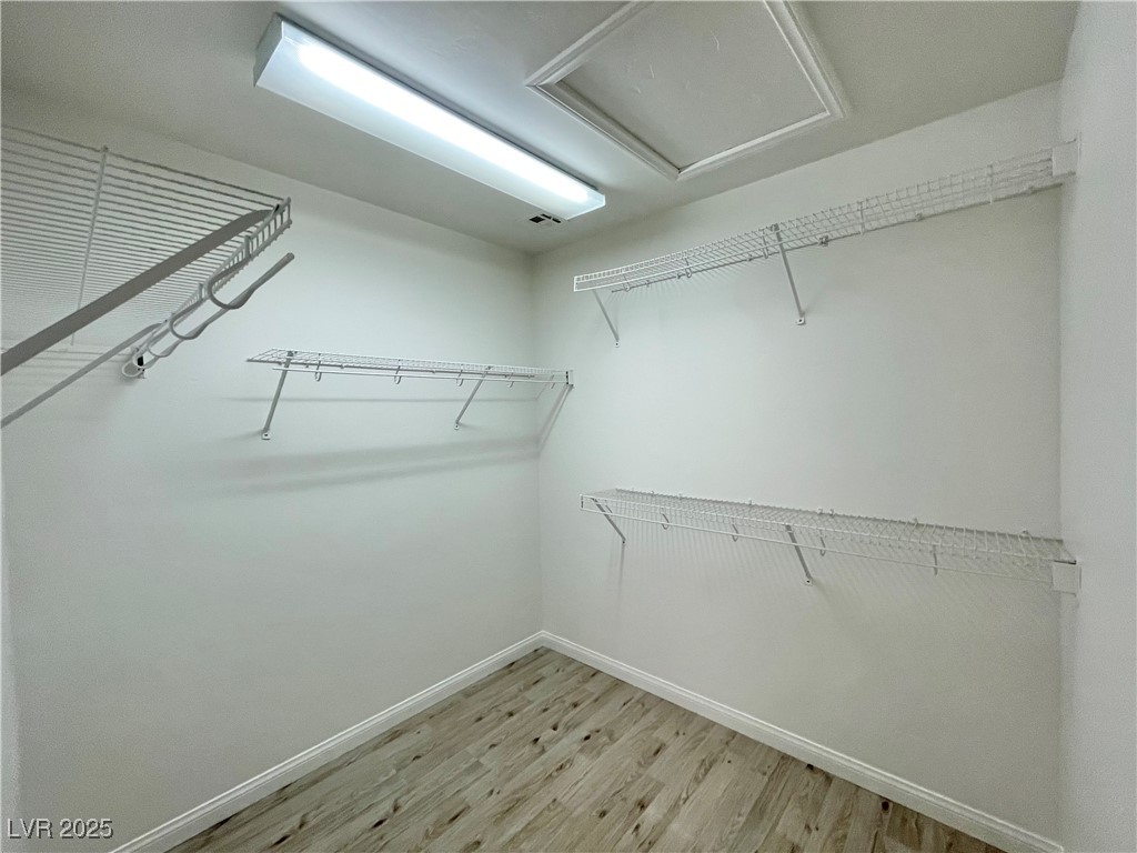 Henderson, Nevada 89044, United States, 3 Bedrooms Bedrooms, ,3 BathroomsBathrooms,Residential,Pending,87890