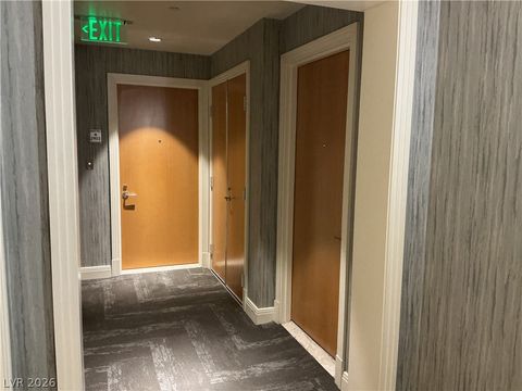 Photo of 222 Karen Avenue #2904, Las Vegas, NV 89109 (MLS # 2784210)