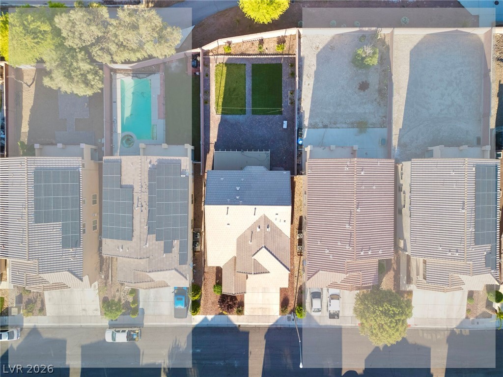 5124 Teal Petals Street