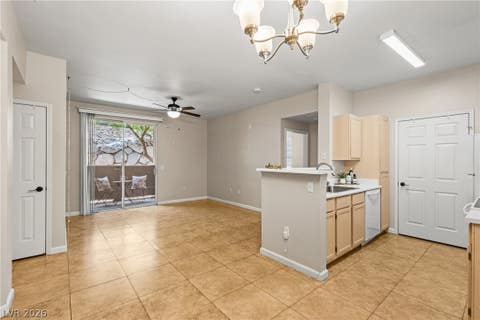 Condo For Sale - 231 W Horizon Ridge Parkway #1118<br/> Henderson, NV 89012