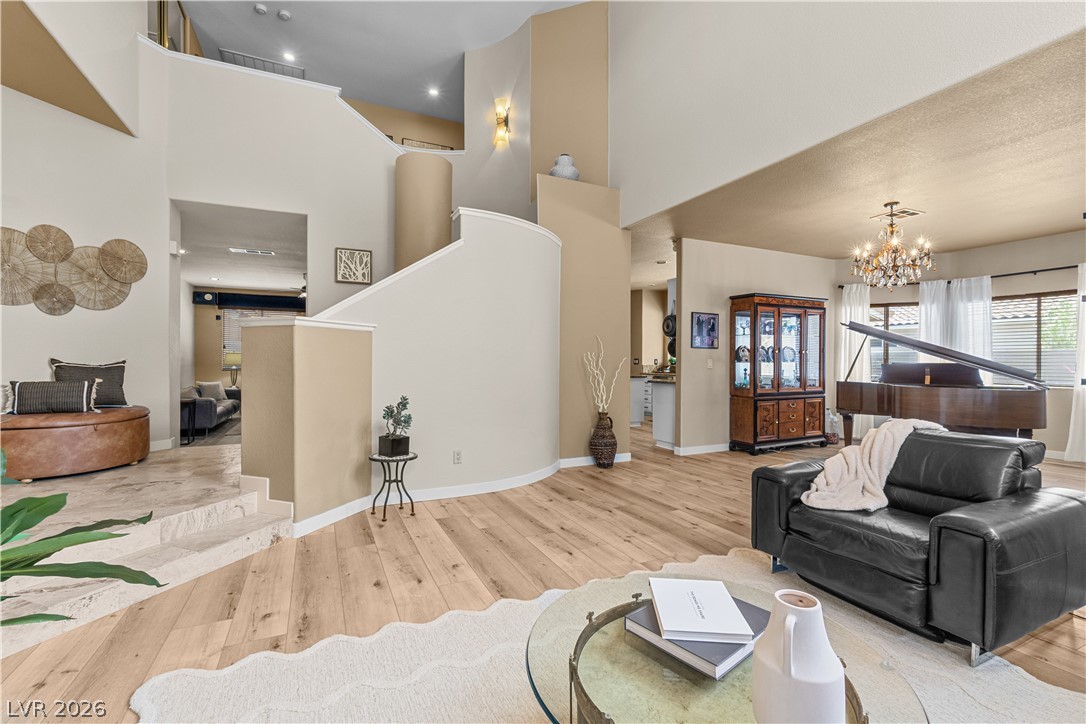 2527 Mesa Verde Terrace