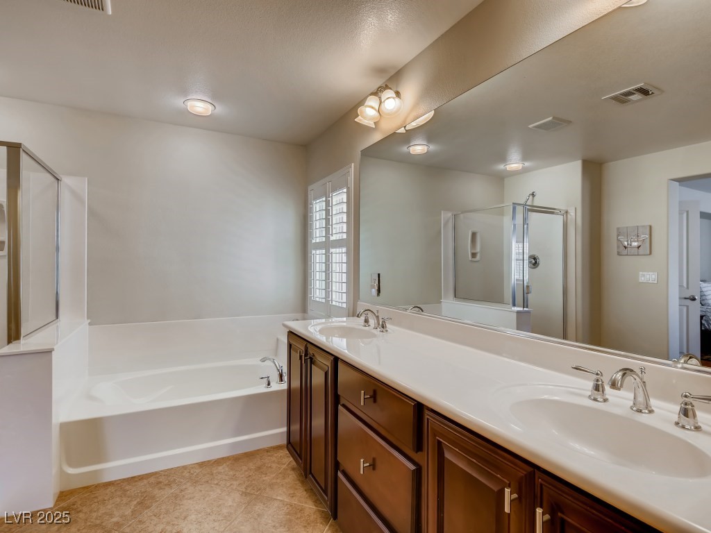 Las Vegas, Nevada 89135, United States, 3 Bedrooms Bedrooms, ,3 BathroomsBathrooms,Residential,Active,97146