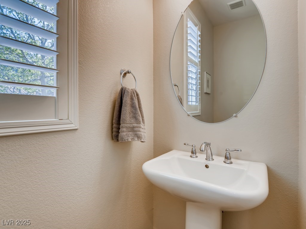 Las Vegas, Nevada 89135, United States, 3 Bedrooms Bedrooms, ,3 BathroomsBathrooms,Residential,Active,97146