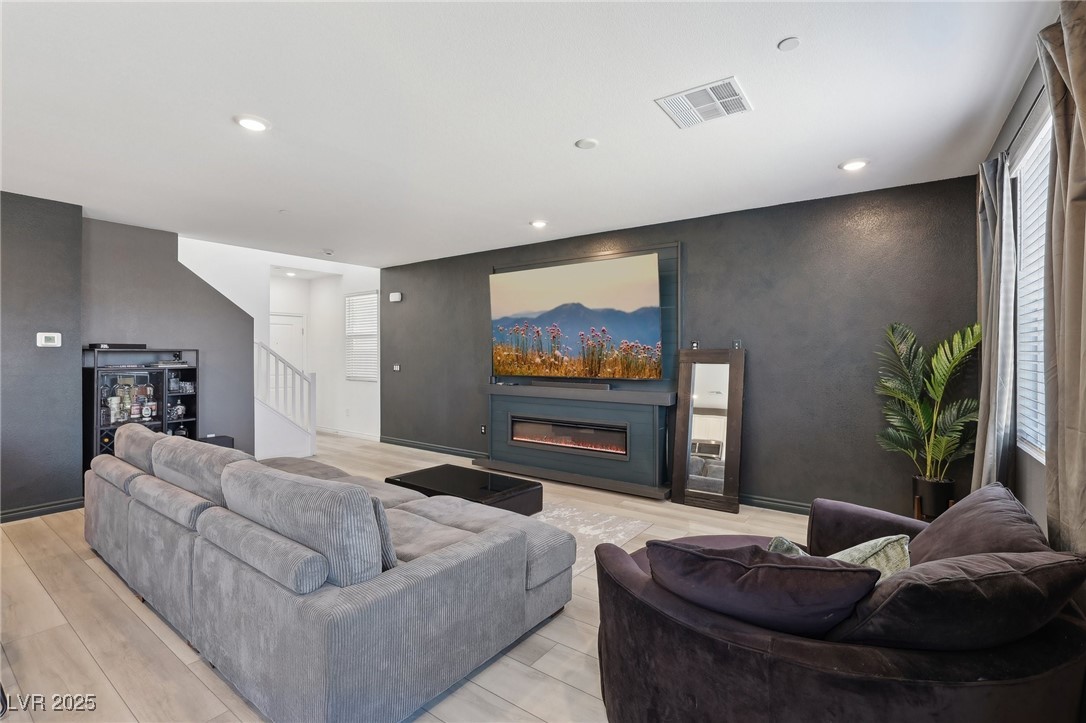 9714 Harper Edge Street