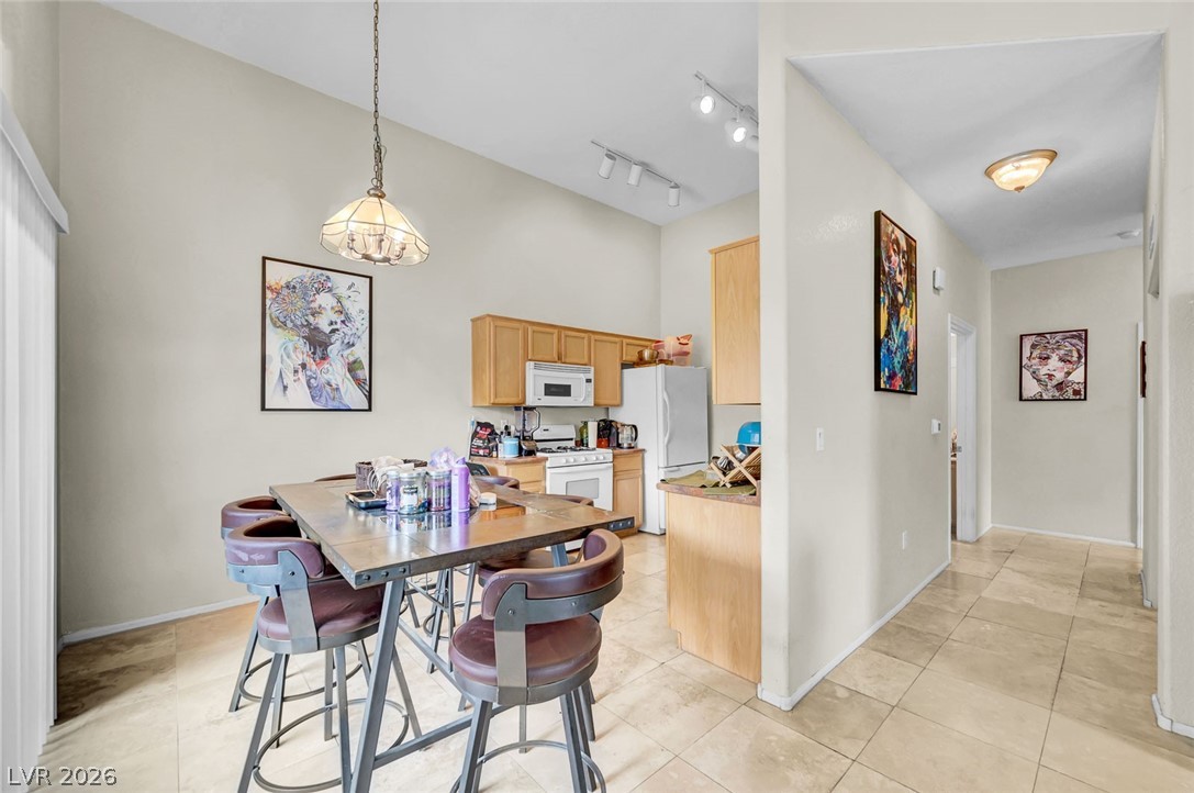 3360 Cactus Shadow Street 201