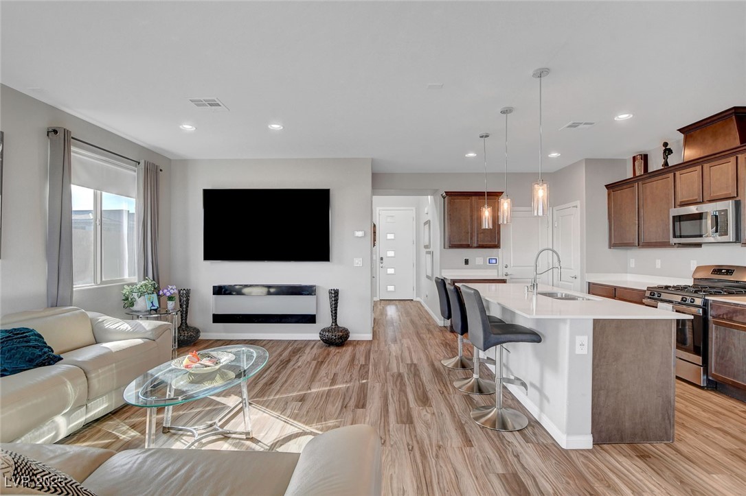 476 Morro Strand Avenue, Las Vegas, Nevada image 9
