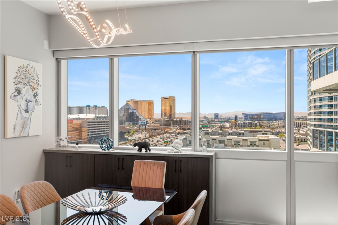 Las Vegas, Nevada 89103, United States, 2 Bedrooms Bedrooms, ,2 BathroomsBathrooms,Residential,Active,113792