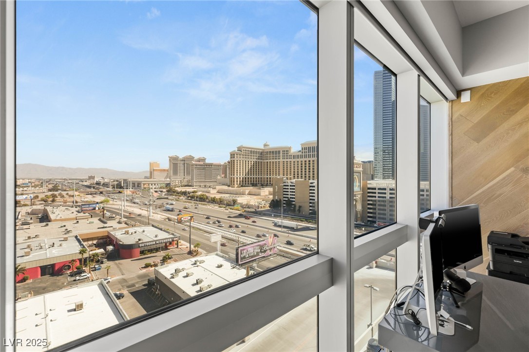 Las Vegas, Nevada 89103, United States, 2 Bedrooms Bedrooms, ,2 BathroomsBathrooms,Residential,Active,113792