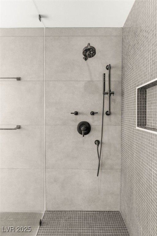 Las Vegas, Nevada 89103, United States, 2 Bedrooms Bedrooms, ,2 BathroomsBathrooms,Residential,Active,113792