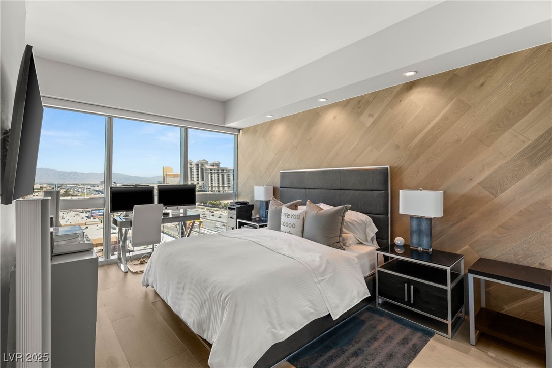 Las Vegas, Nevada 89103, United States, 2 Bedrooms Bedrooms, ,2 BathroomsBathrooms,Residential,Active,113792