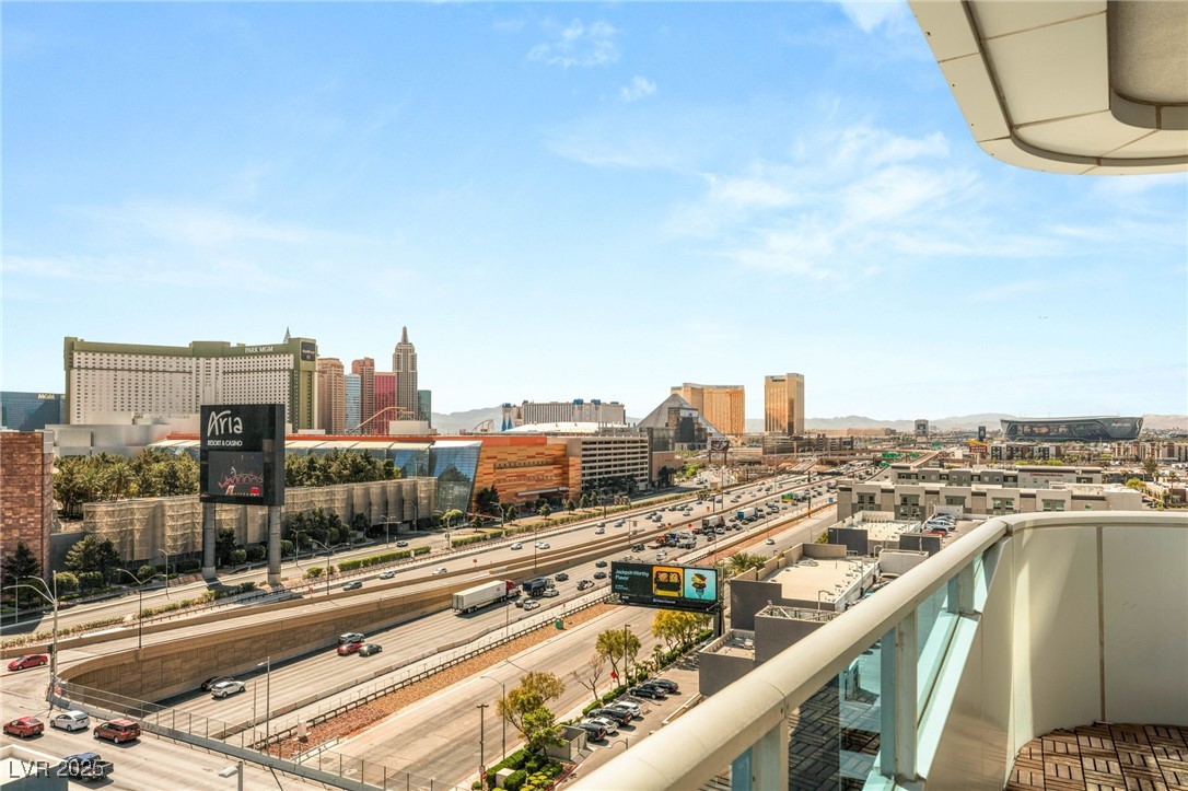 Las Vegas, Nevada 89103, United States, 2 Bedrooms Bedrooms, ,2 BathroomsBathrooms,Residential,Active,113792