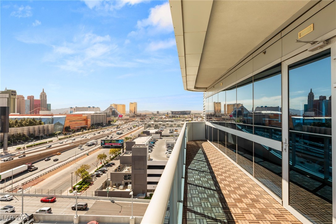 Las Vegas, Nevada 89103, United States, 2 Bedrooms Bedrooms, ,2 BathroomsBathrooms,Residential,Active,113792