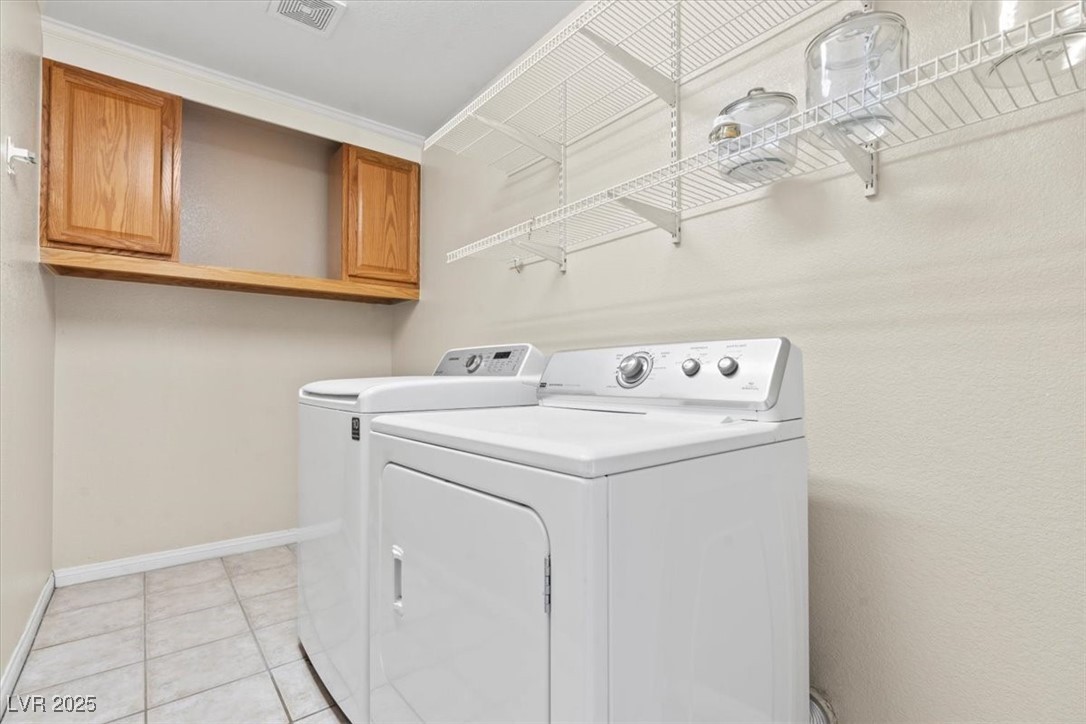 2445 Antler Point Drive, Henderson, Nevada image 33