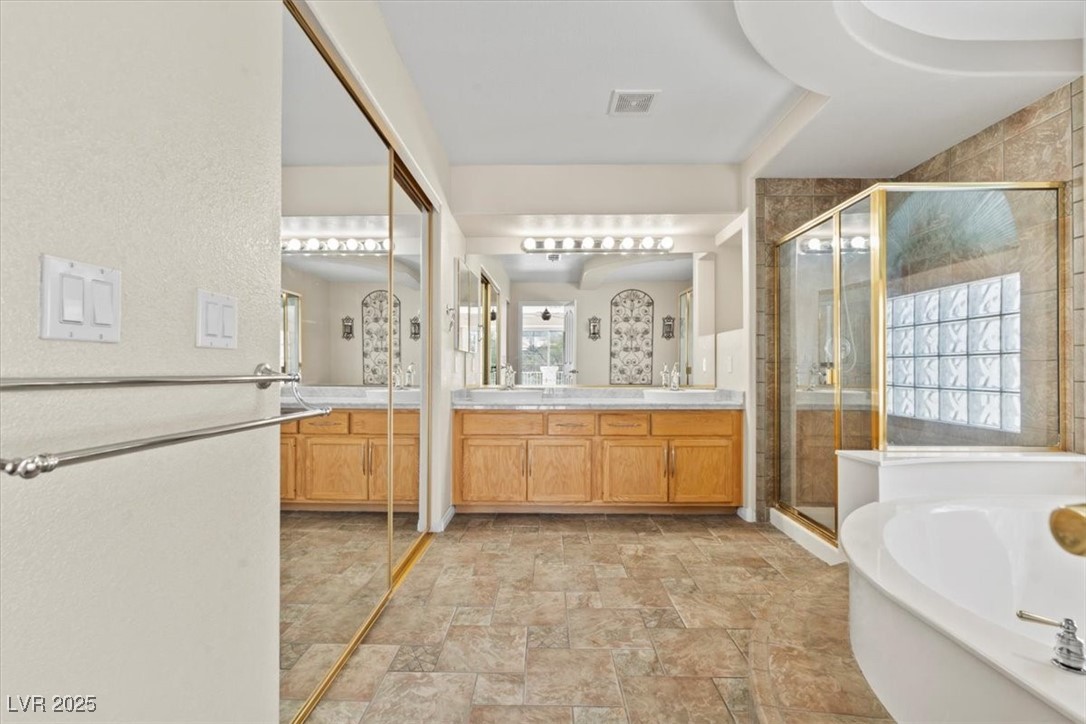 2445 Antler Point Drive, Henderson, Nevada image 37